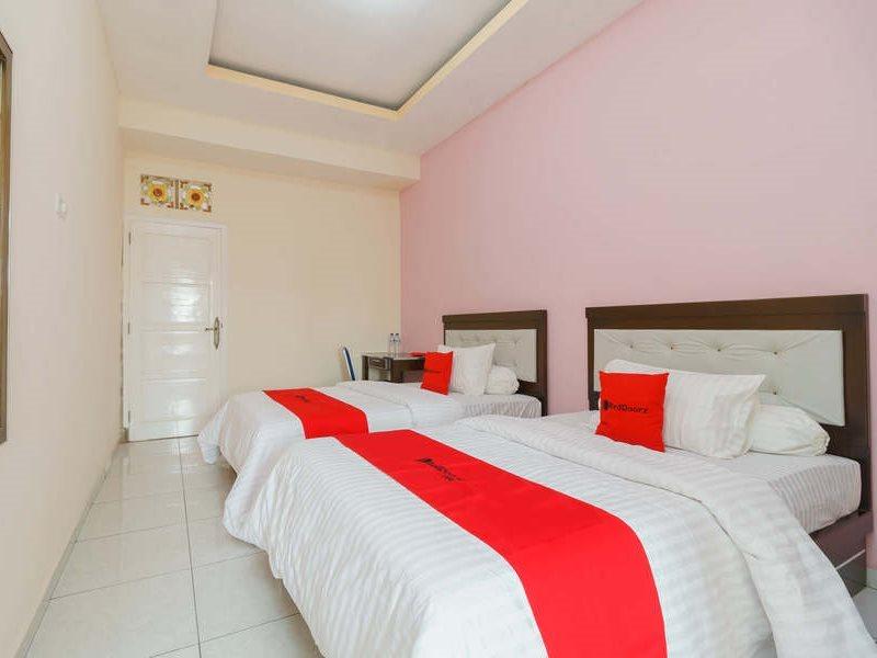 Reddoorz Syariah Near Simpang Sekip Palembang Hotel Ngoại thất bức ảnh